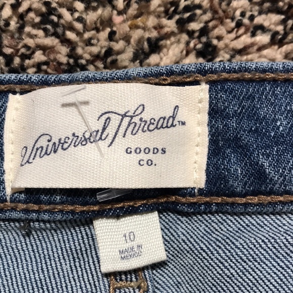 Universal Thread Mid Rise 80’s Slim Raw Hem Medium Blue Denim Jeans Sz 10 | NWT - Picture 7 of 9